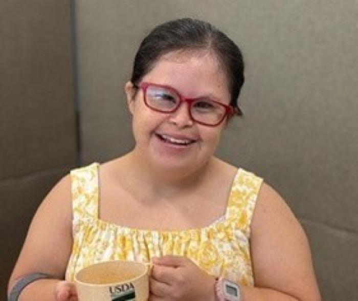 Volunteer Natalia Orirola
